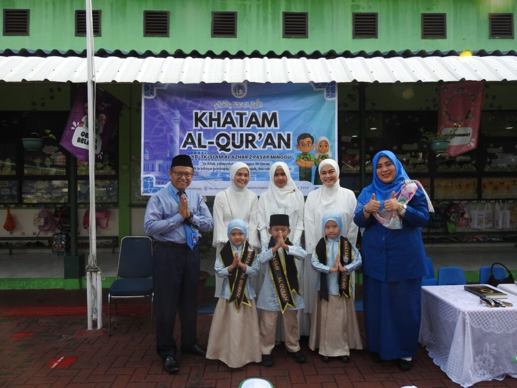 3 Murid TK Islam Al Azhar 2 Jakarta Khatam Al-Qur’an