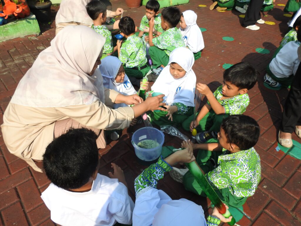 TKIA 2 Pasar Minggu Acara English Fun Day