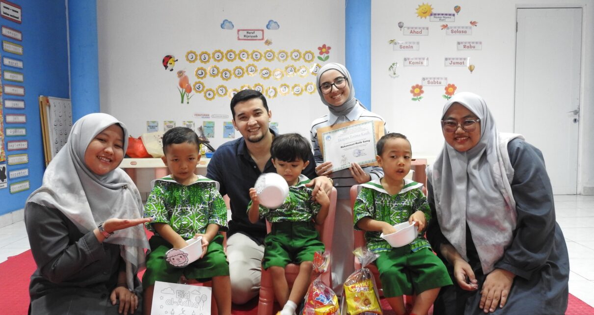 Starweek Membuat Popcorn di TK Islam Al Azhar 2