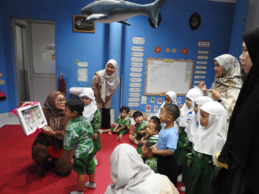 TKIA 2 Pasar Minggu Acara English Fun Day