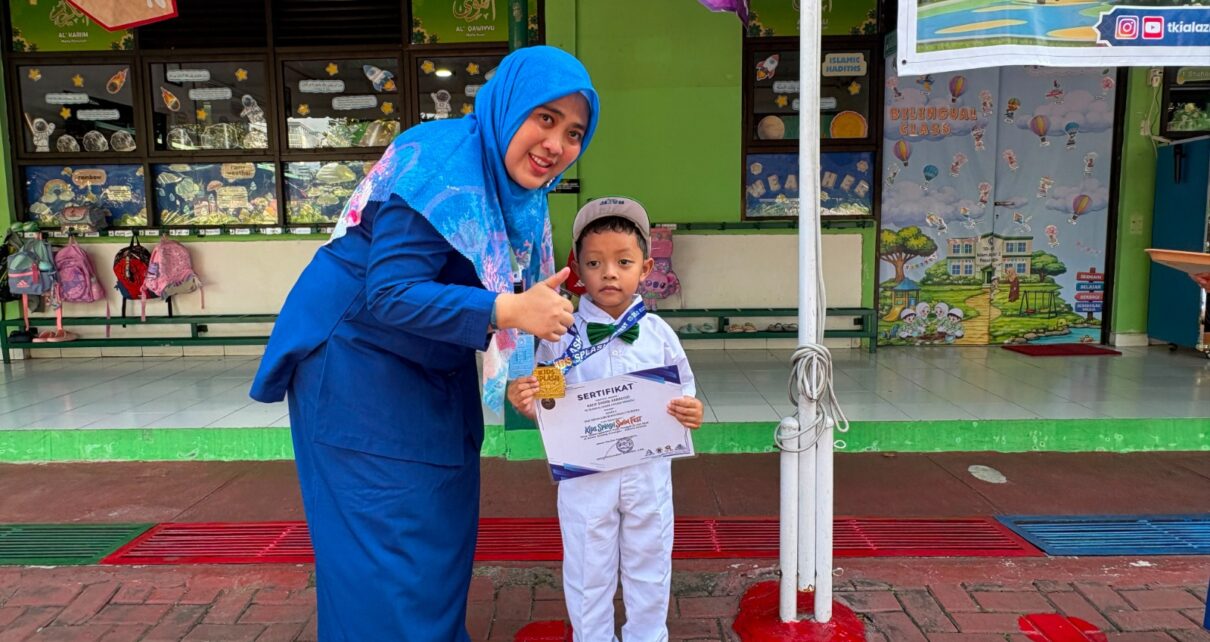 Rafif Shidqi Arrasyid Juara 1 Kids Splash Swimfest