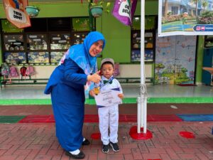 Rafif Shidqi Arrasyid Juara 1 Kids Splash Swimfest