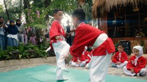 Murid TKIA 2 Tampil di Pameran Flora Fauna