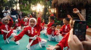 Murid TKIA 2 Tampil di Pameran Flora Fauna