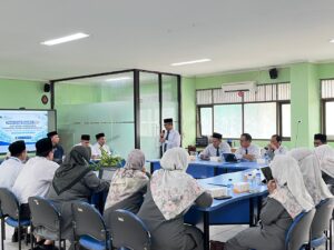 FGD Hukum Sekolah, Perkuat Tata Kelola TK Islam Al Azhar 2